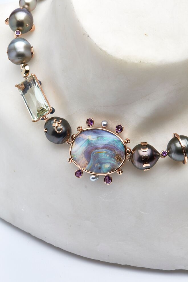 Colar de pérolas por Bibi van der Velden