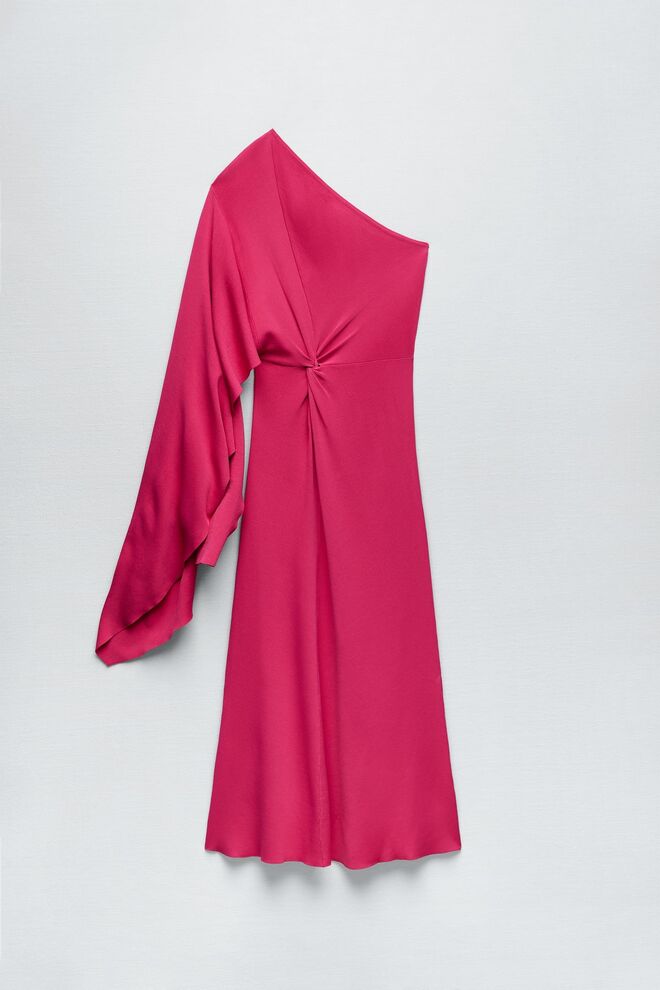 Vestido, €49,95, Zara