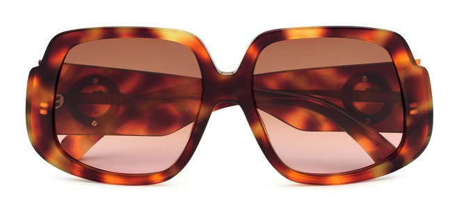 Óculos Marchon em acetato, €169,90, Longchamp.