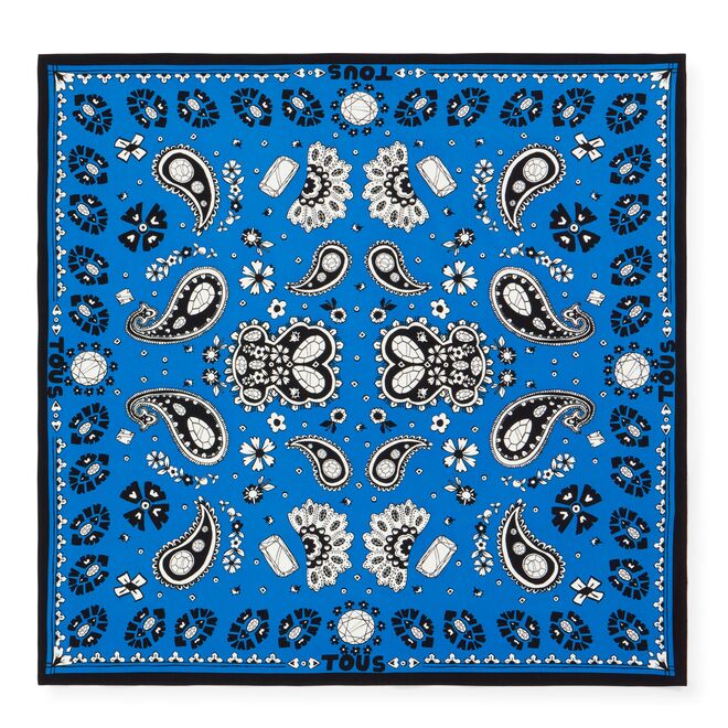 Lenço em algodão, €40, Tous.