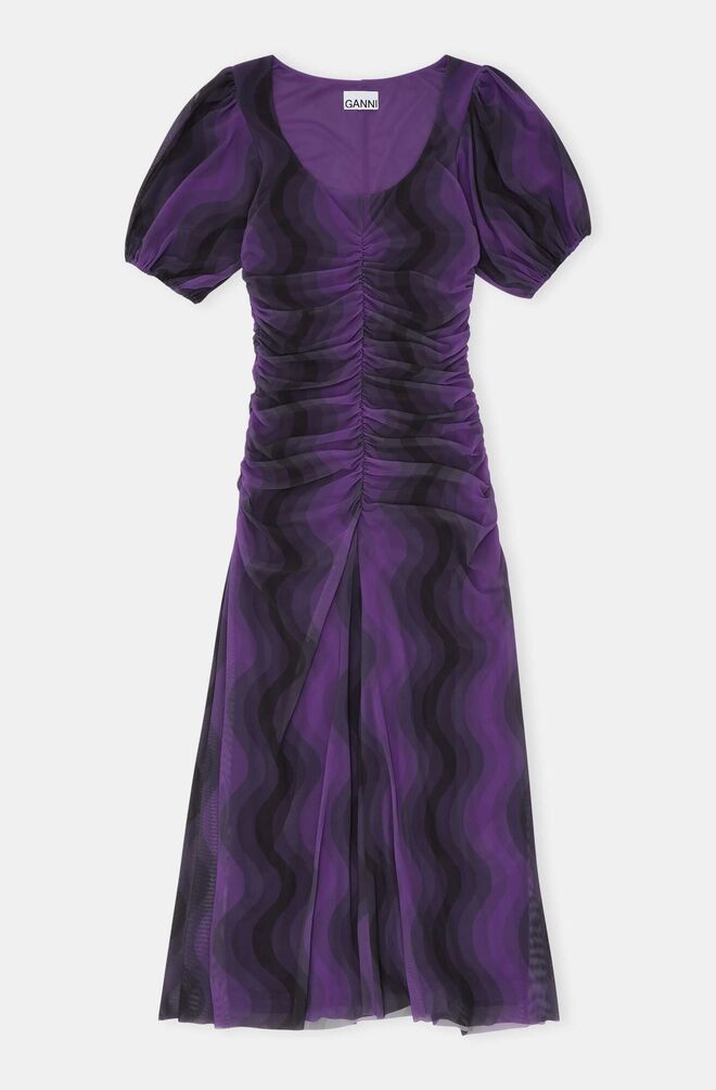 Vestido em malha tule, €245, Ganni.