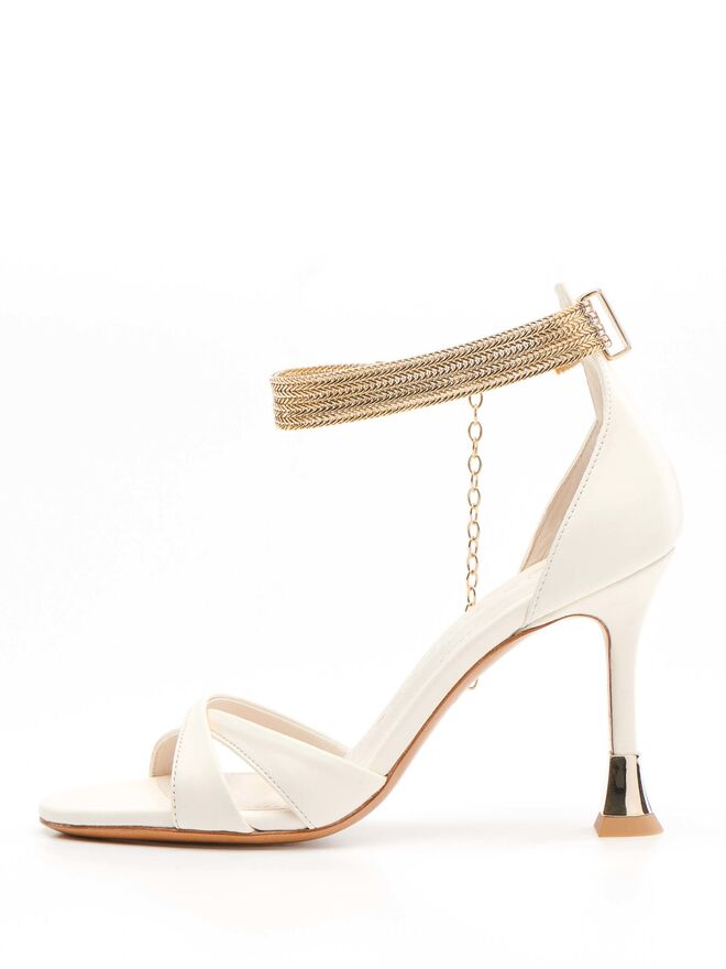 Sandálias Lucille, €480, 70, Luís Onofre