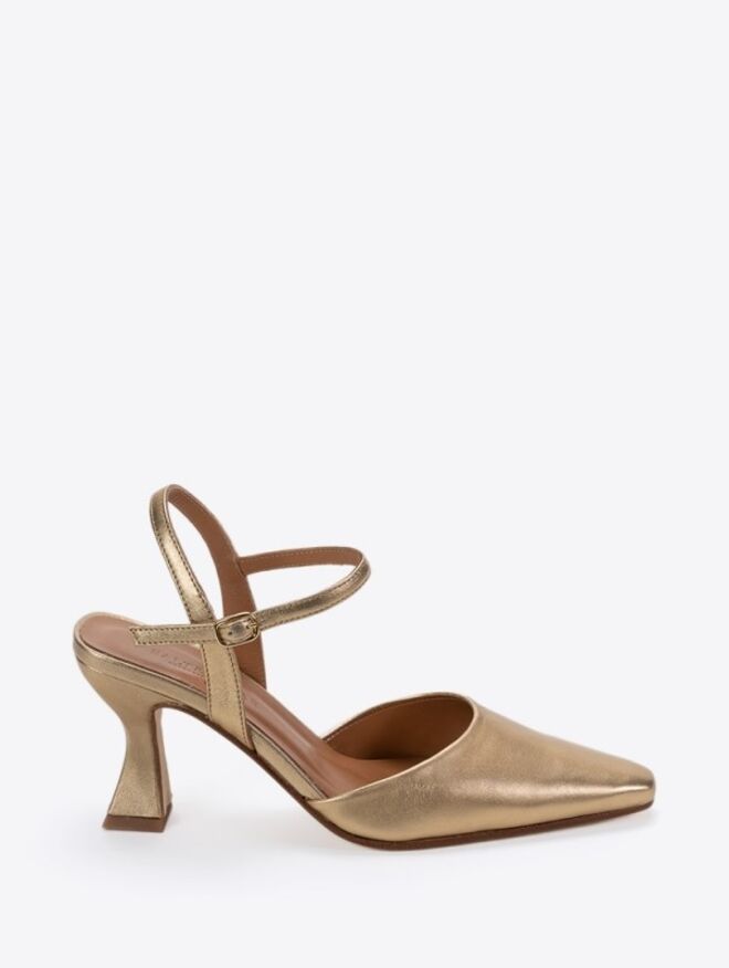 Sapatos Emily, €110, Salt&Sugar