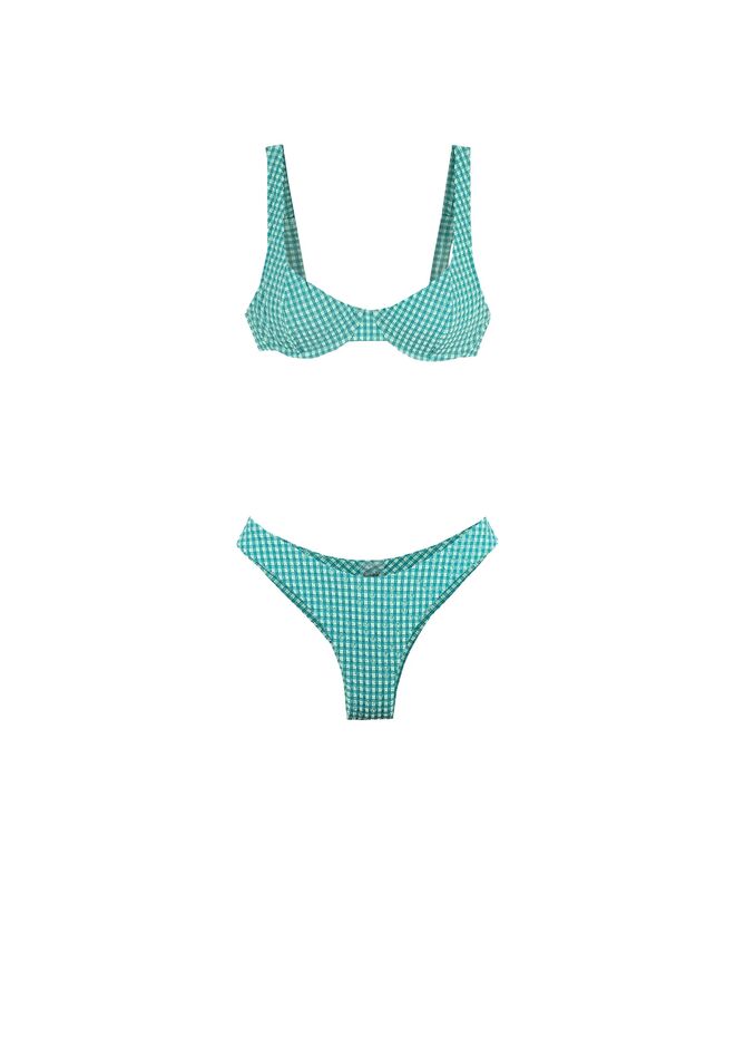 Top,€56,90, e cueca fato de banho, €38,90, Cantê