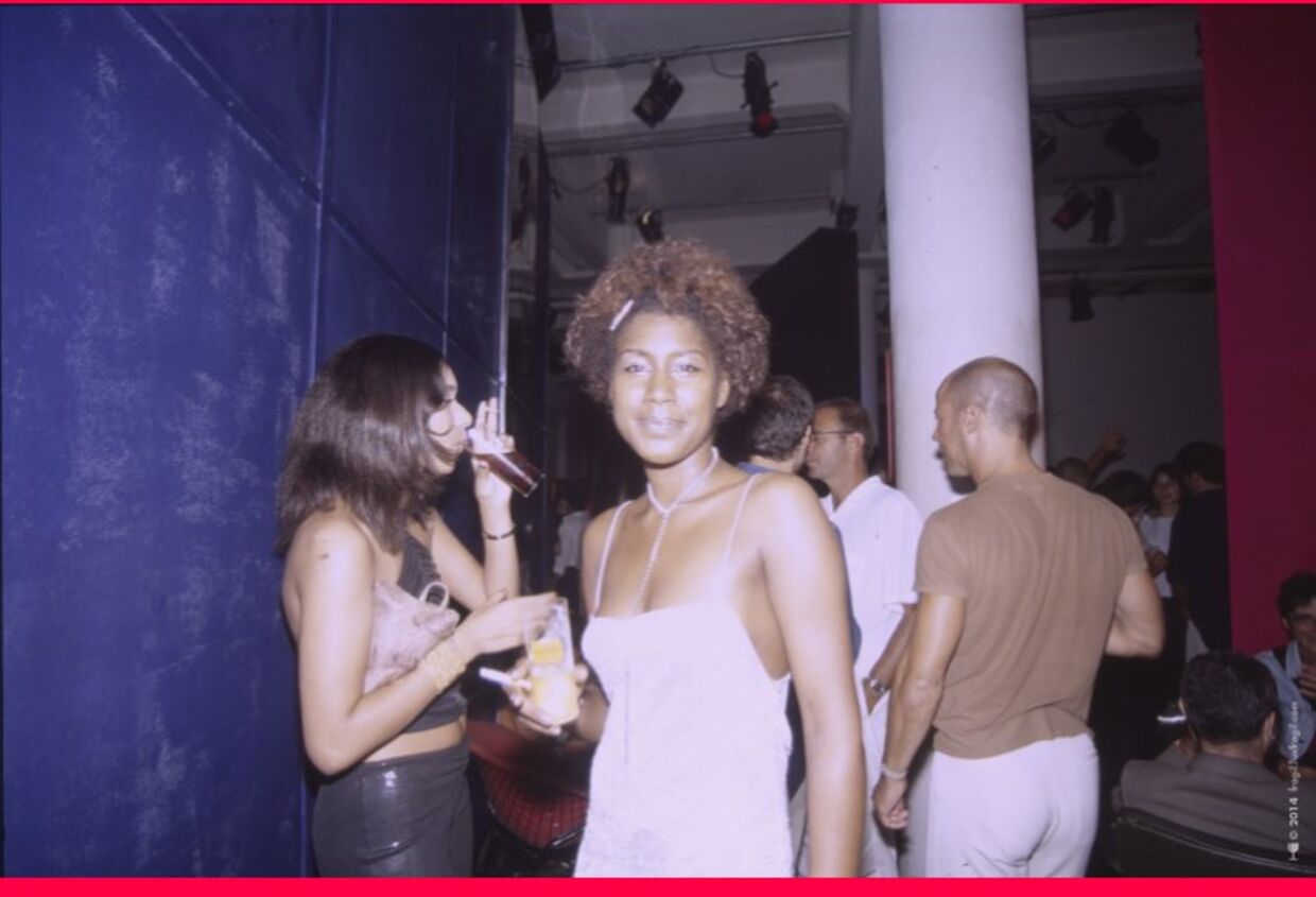 Mariama Barbosa na discoteca Lux, 2000