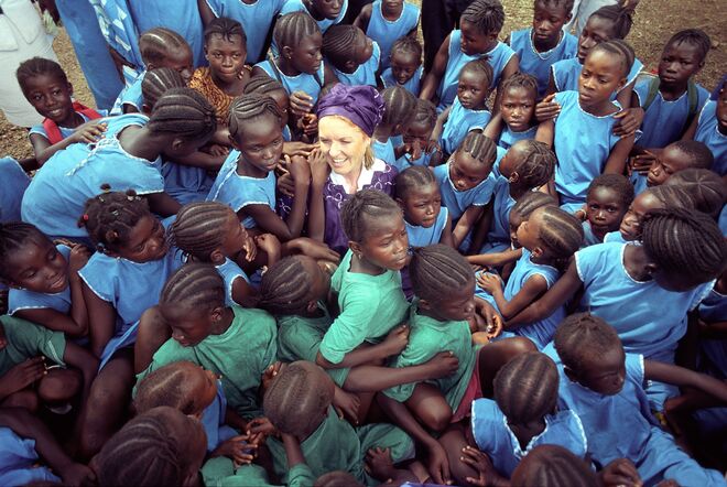 Sarah Ferguson fundou a Children in Crisis em 1993.