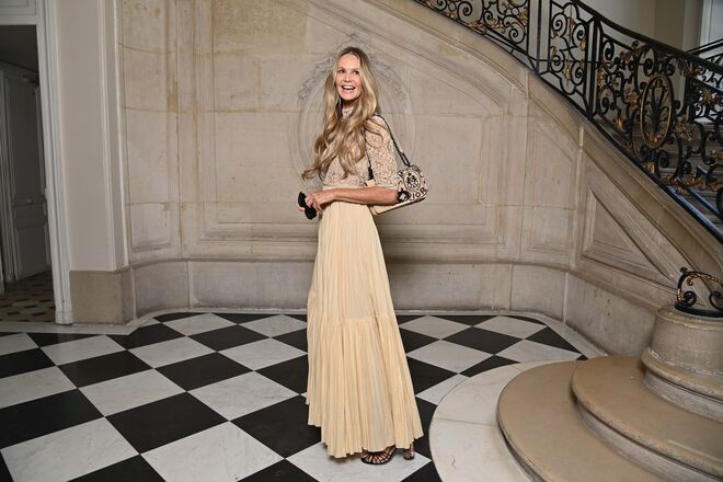 Elle Macpherson no desfile Dior