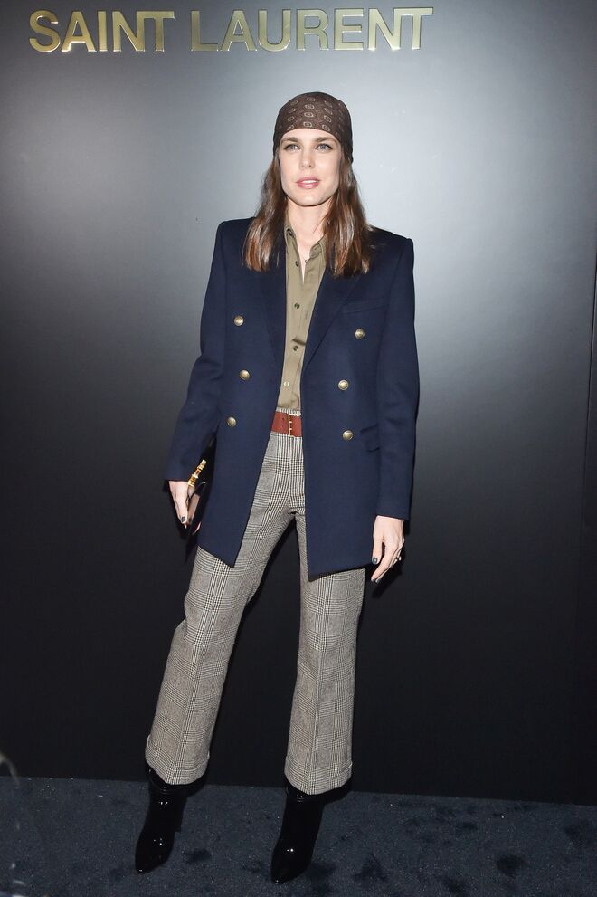 Charlotte Casiraghi no desfile Saint Laurent na semana da moda de Paris Outono/Inverno, 2020