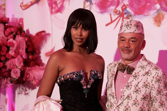 Atriz e modelo Sabrina Dhowre Elba e Christian Louboutin 