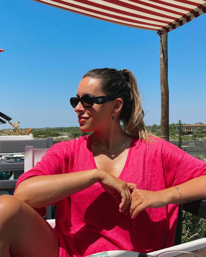 A influencer Adriana Silva escolheu Setúbal para passar uns dias de férias, sem tecnologia