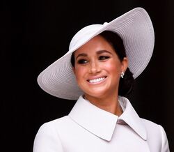 As melhores imagens de estilo de Meghan Markle