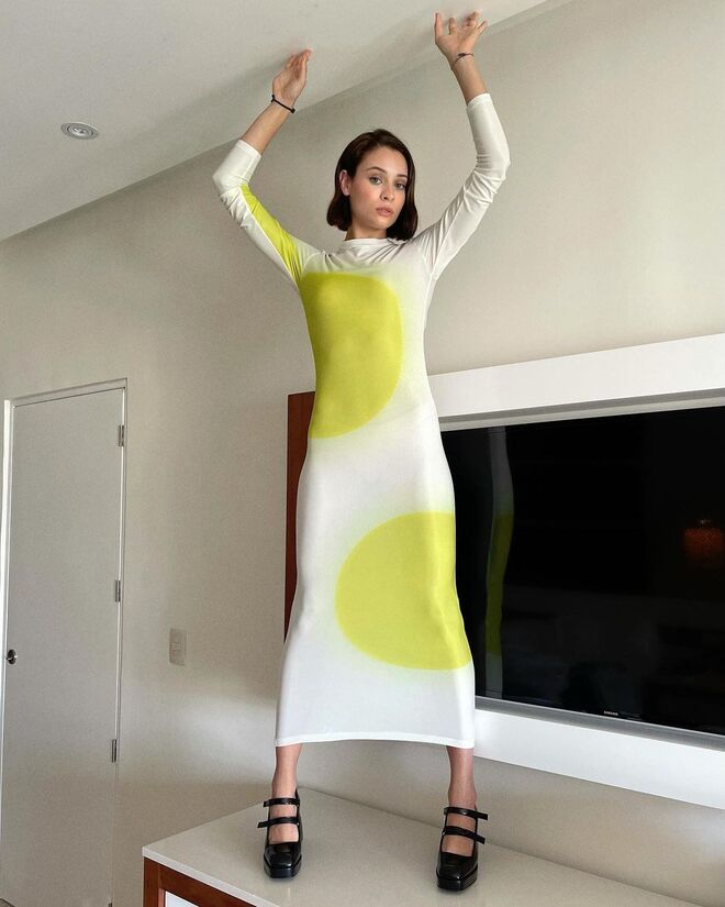 Num dia de imprensa para o filme 'Esquadrão Suicida', a atriz usou um vestido da designer portuguesa Constança Entrudo, 25 junho de 2021