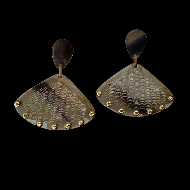 Brincos Amun, €45, ZAWI