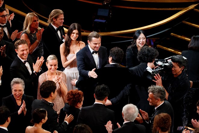 Leonardo DiCaprio e Camila Morrone na cerimónia dos Óscares, 2020