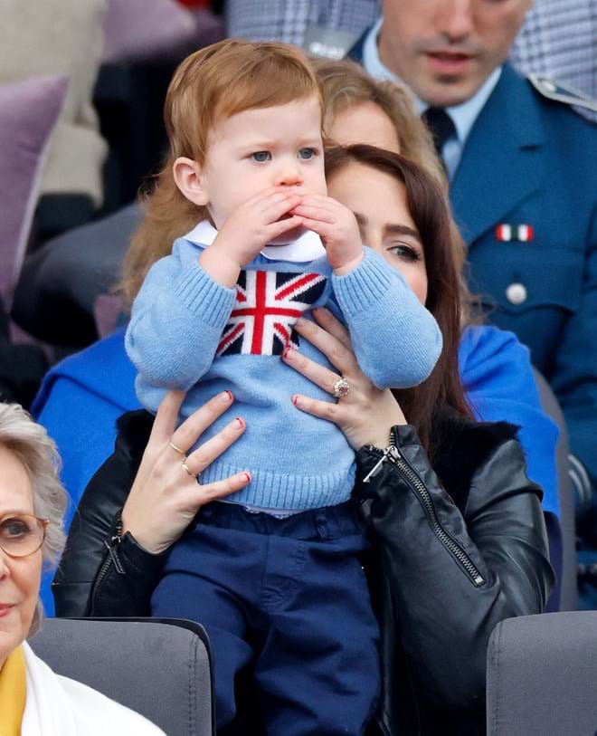 Princesa Eugenie com o filho August Brooksbank, junho de 2022