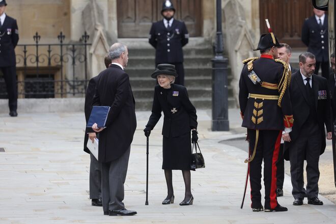 Princesa Alexandra de Kent à chegada da Abadia de Westminster.