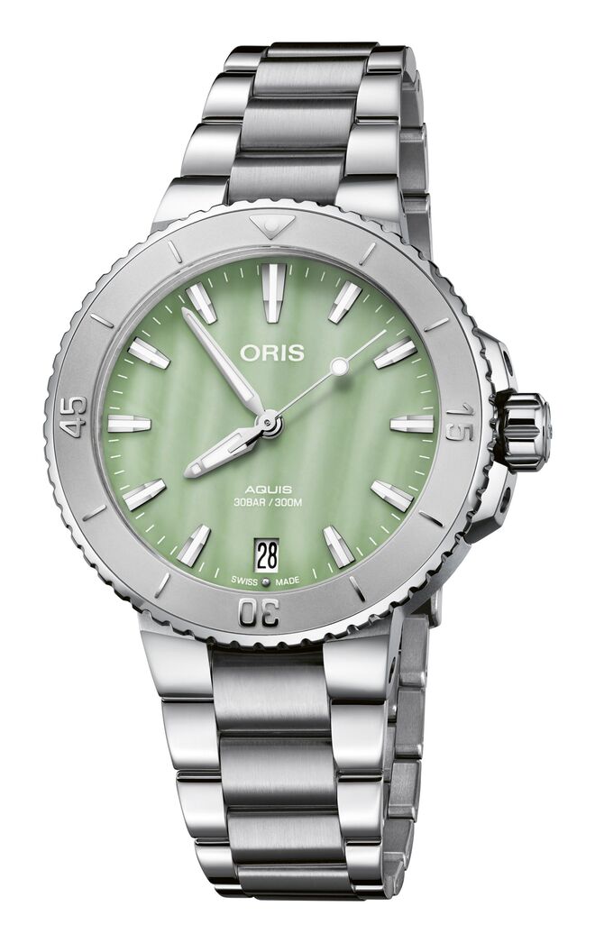 Relógio Aquis Date, €2200, Oris