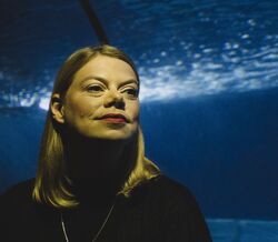Capicua: “As minhas crónicas acabam por falar das minhas vivências enquanto mulher, mãe, artista e cidadã”