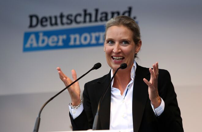 Alice Weidel, membro do partido de extrema-direita AfD (Alternativa para a Alemanha)