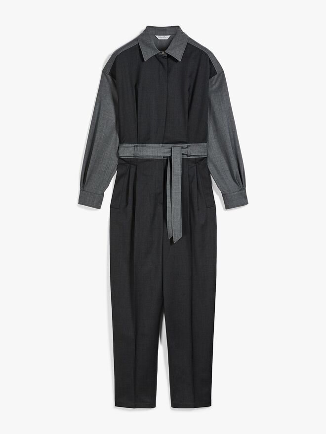 Macacão em lã fria, €679, MaxMara