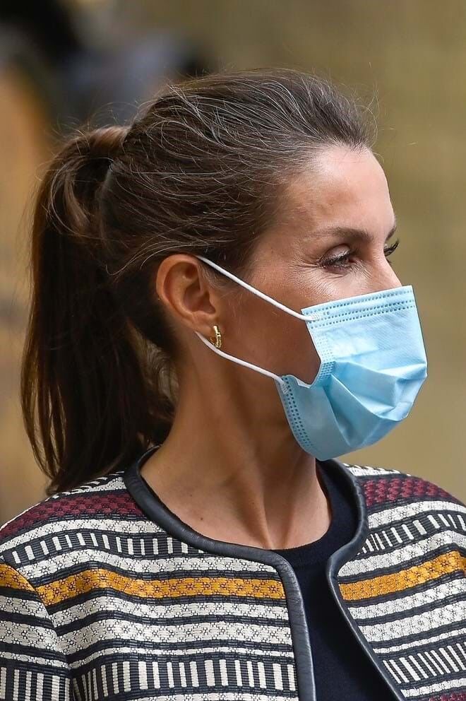 É conhecido do público que Letizia de Espanha não tem vergonha dos seus cabelos brancos 