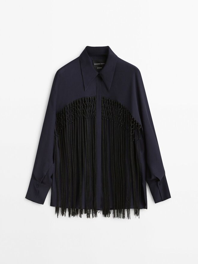 Camisa em crepe de seja, €129, Massimo Dutti Studio