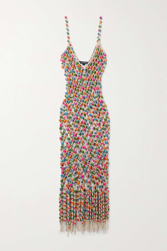 Vestido Calypso, em crochê de algodão com missangas, €1046,51, Retrofête em Netaporter.com