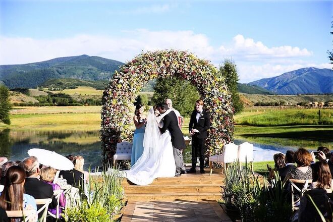 Cerimónia ao ar livre, em Aspen, Colorado 