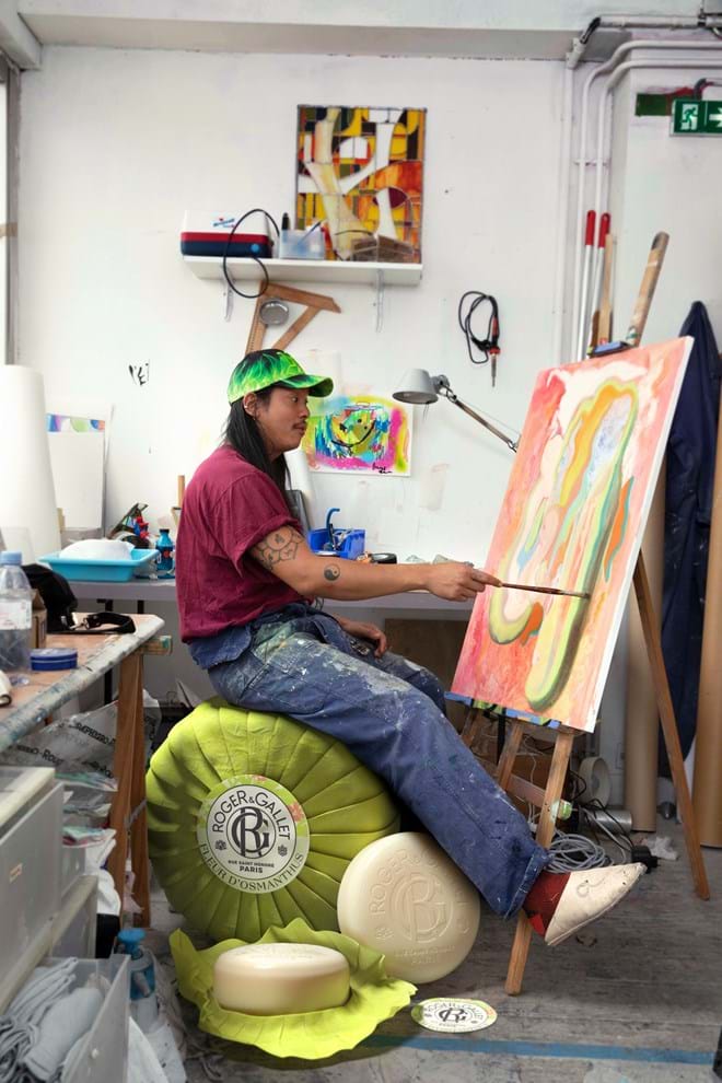 Thakone Soum @thakone.soum, artista, pintor, ilustrador e fotógrafo.