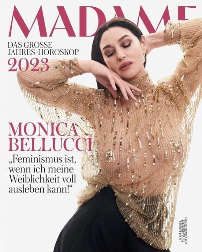 Monica Bellucci é a capa da edição de Janeiro de 2023 da revista Madame.