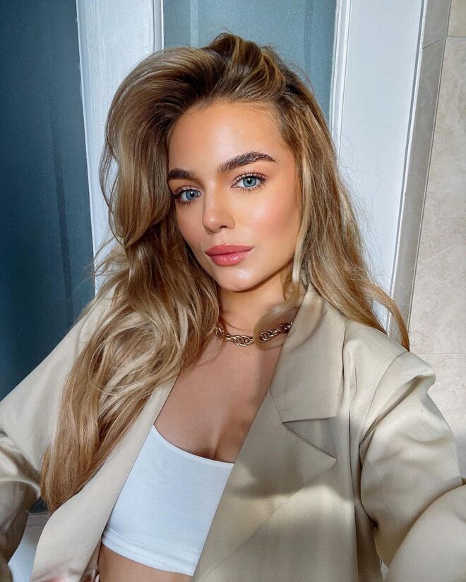 Georgia Irwin, noiva de Aaron Ramsdale (Inglaterra).