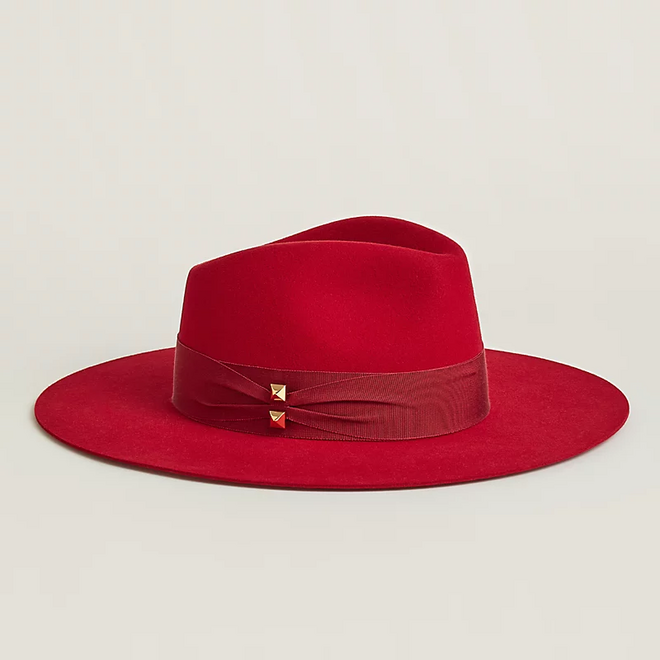 Chapéu Faubourg Medor, €650, Hermès.