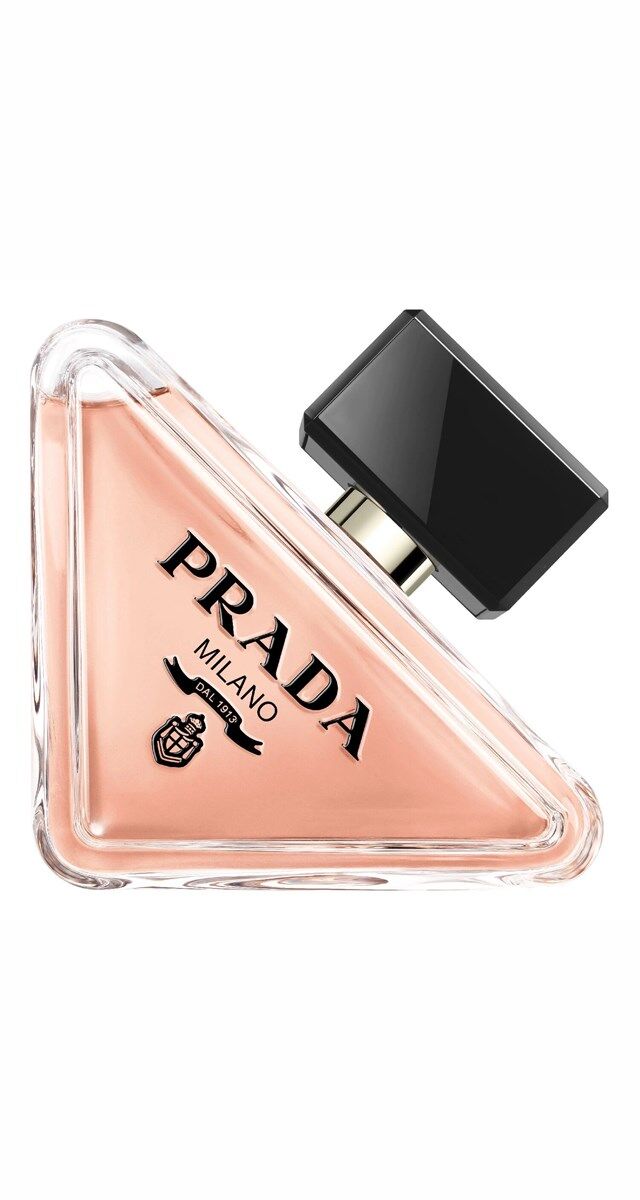 Sensual, doce e quente: Eau de parfum Prada Paradoxe, 30ml, €67, Prada.