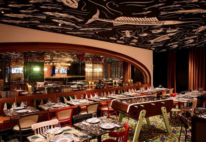 O interior do restaurante.
