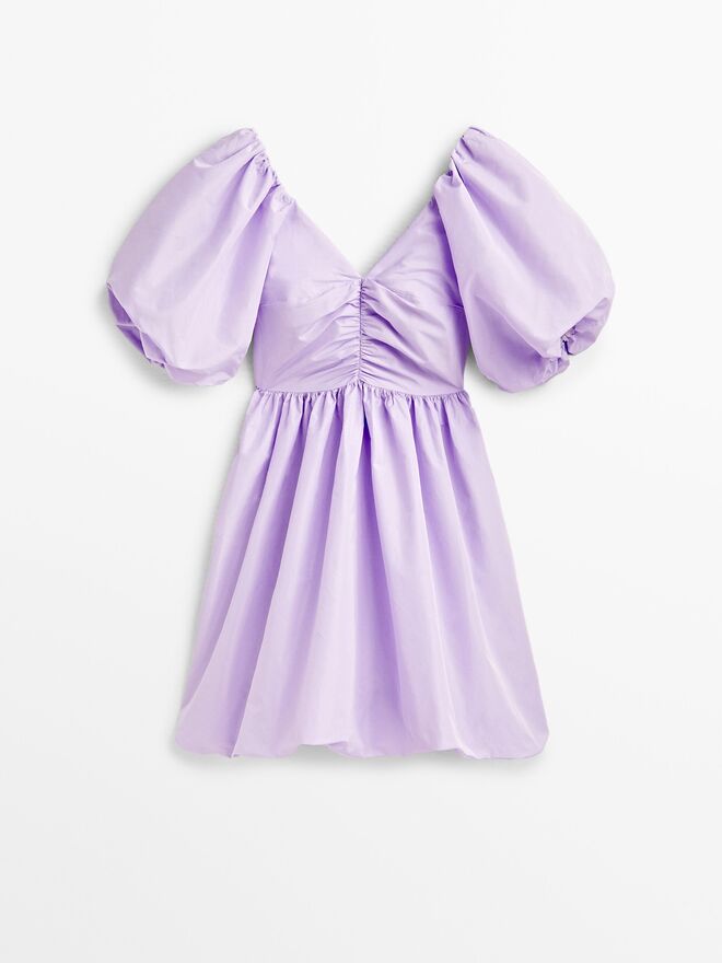 Vestido, €149, Massimo Dutti Studio.