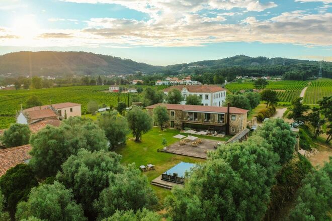 Terra Rosa Country House & Vineards