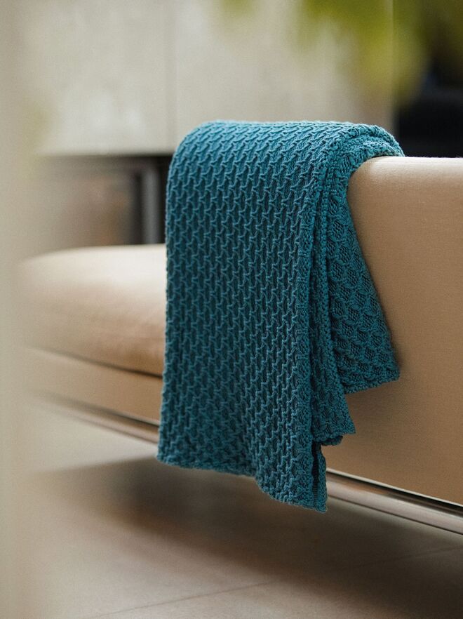 Manta, €45,99, Parfois.