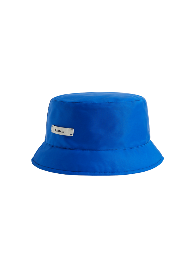 Bucket Hat em nylon, €35, arquivo Pangaia.