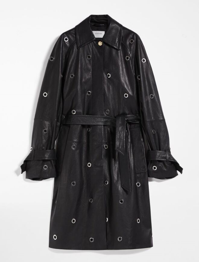 Casaco em pele com metal, €1279, Sportmax.