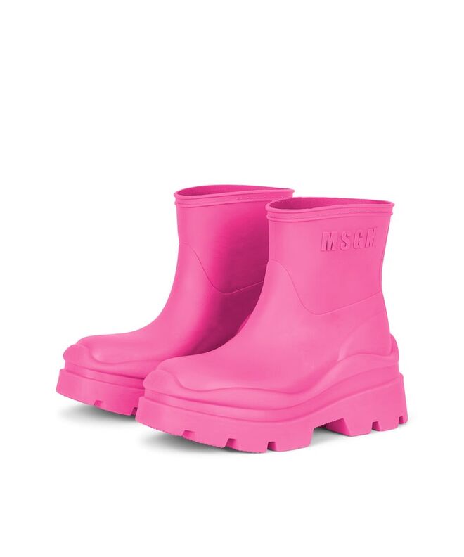 Galochas em PVC, €280, MSGM.