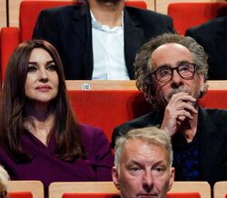 Monica Bellucci e Tim Burton apaixonaram-se e estão juntos