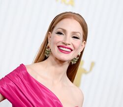 De Jennifer Coolidge a Jessica Chastain, as estrelas que brilharam no SAG Awards