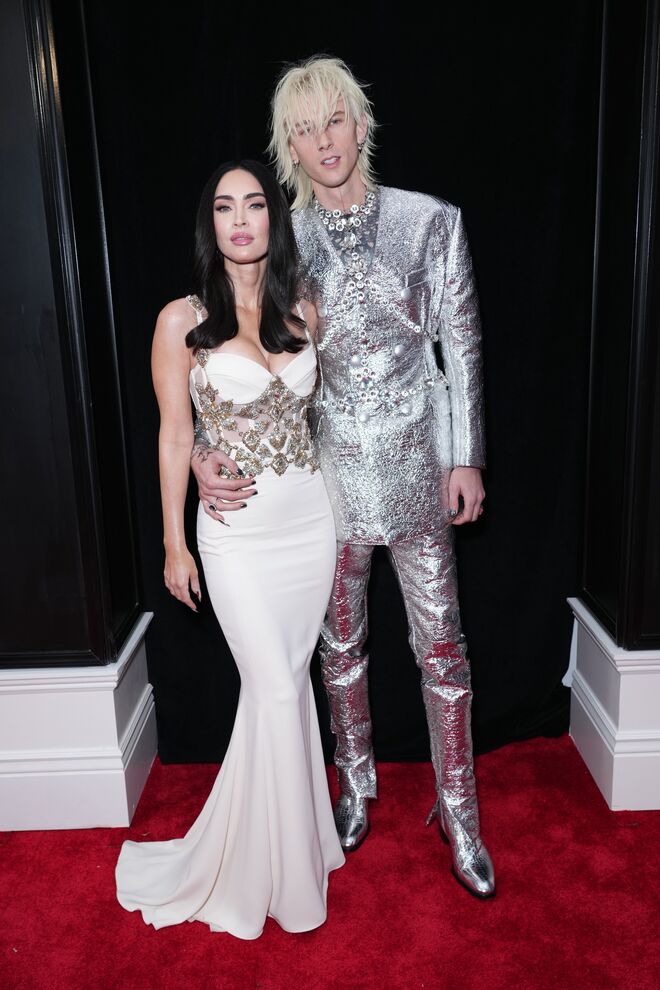 Megan Fox em Zuhair Murad com Machine Gun Kelly.