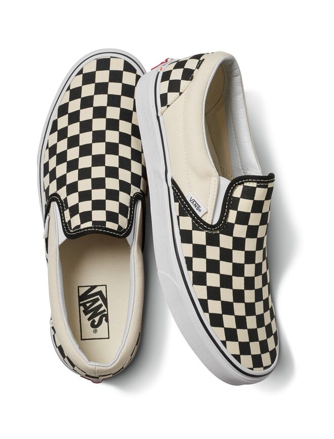 Ténis Classics Slip On, €75, Vans.