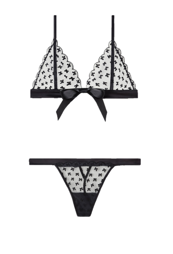 Soutien, €29,90, e cuecas, €12,90, Love Cadeau, Intimissimi.