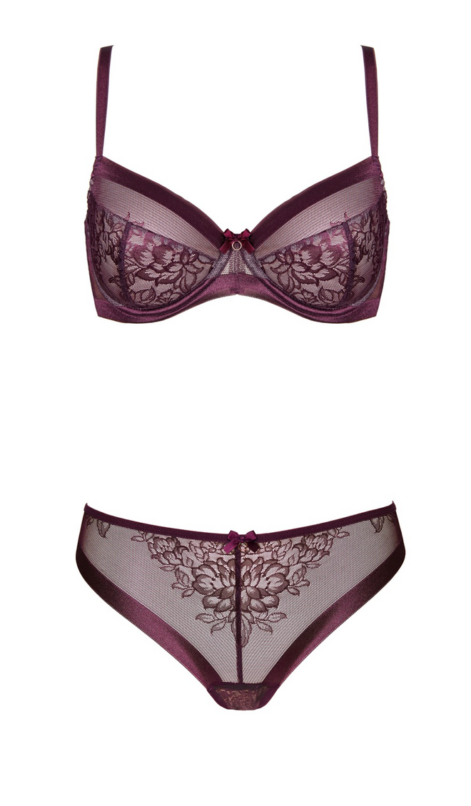 Soutien, €59, e cuecas, €29, Porto Plum, Dama de Copas.