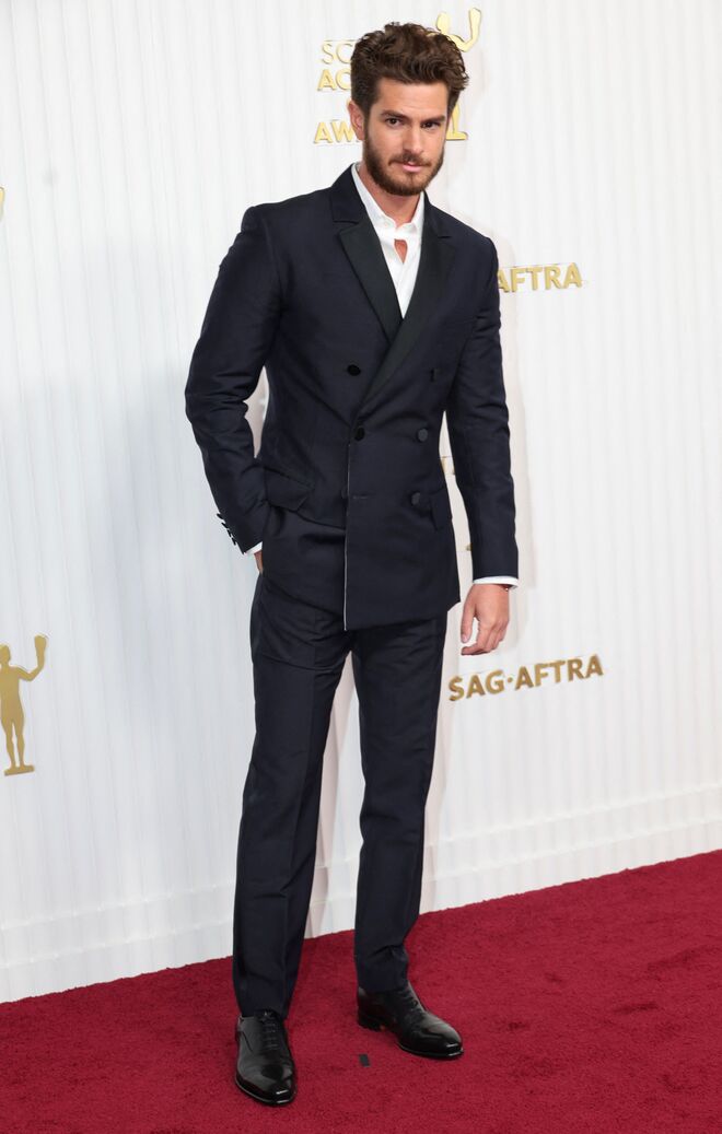 Andrew Garfield em Valentino.