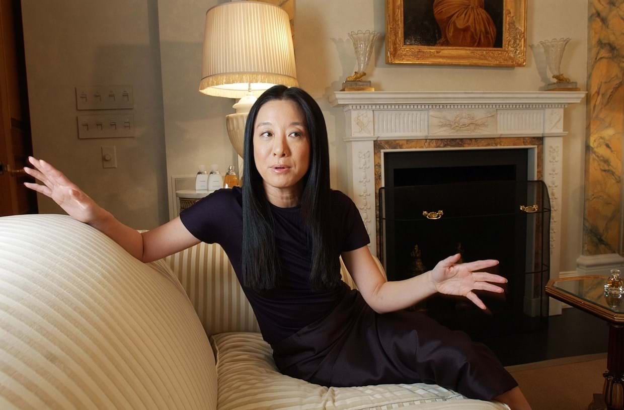 Vera Wang no seu escritório, 2022.