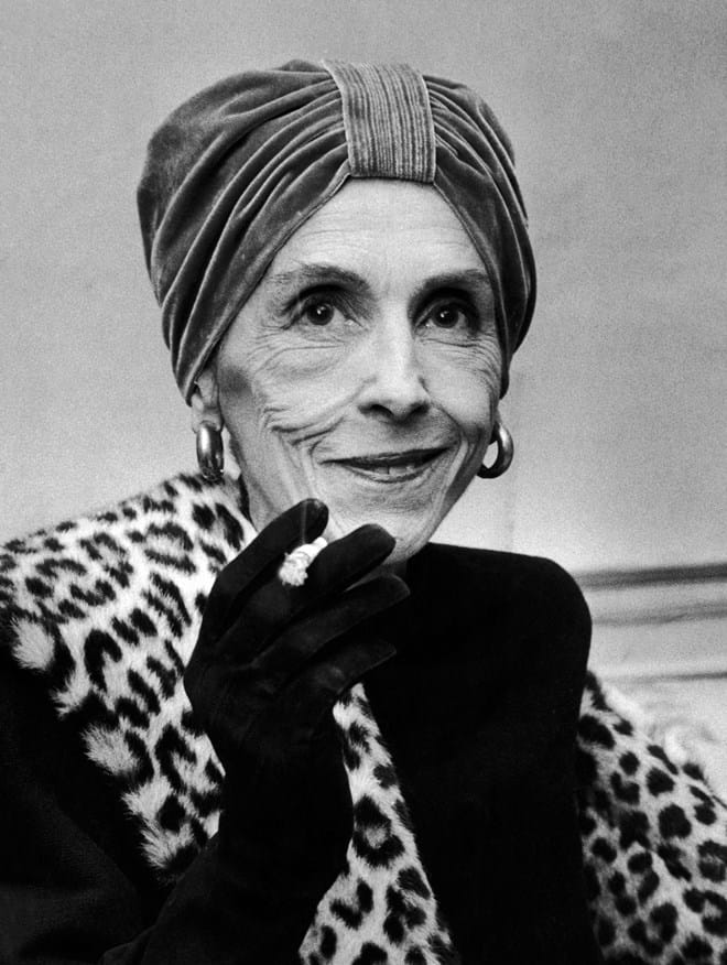 A escritora Karen Blixen, 1959.