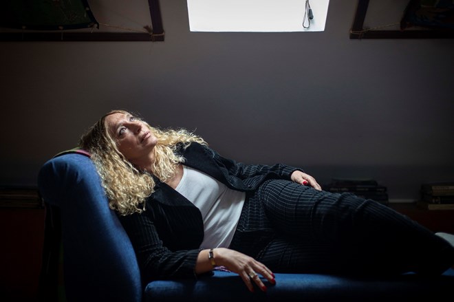 Felícia Cabrita em sua casa, em Lisboa.